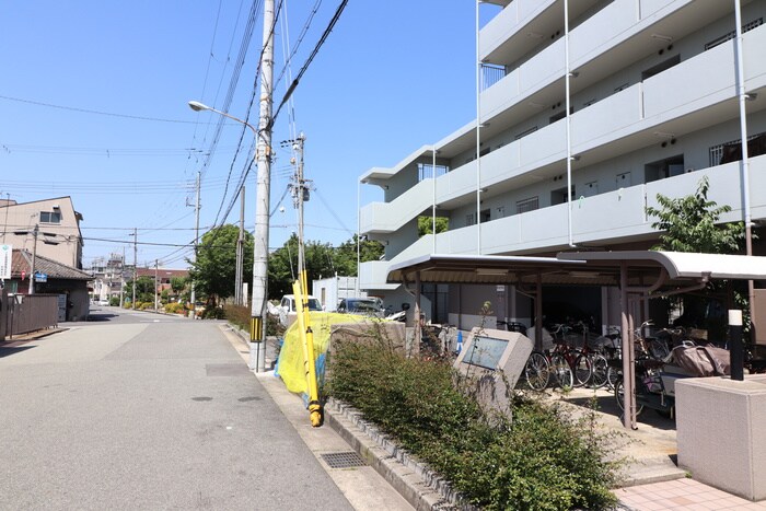 物件外観写真4　(周辺環境)