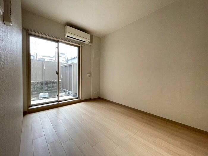 物件内観写真12　(居室)