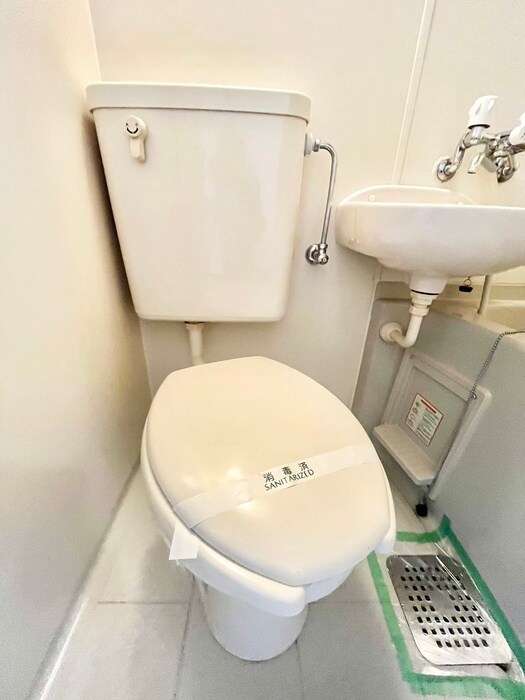 物件内観写真17　(トイレ)