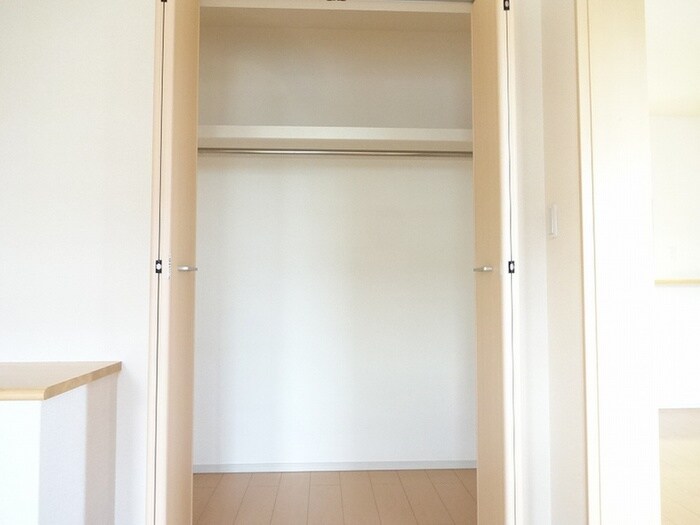 物件内観写真18　(収納)