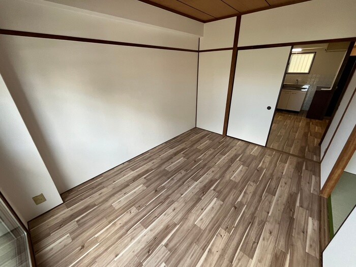 物件内観写真10　(居室)