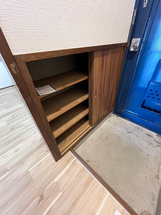 物件内観写真18　(靴箱)