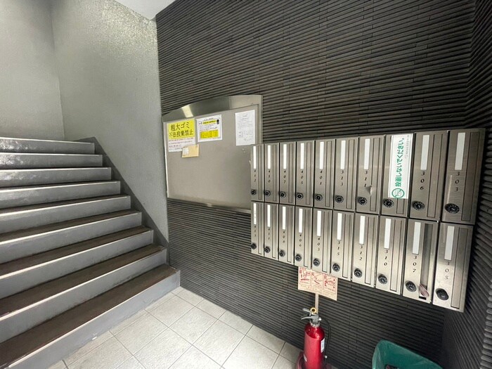 物件外観写真4　(建物設備)