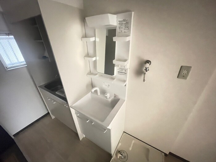 物件内観写真13　(洗面)