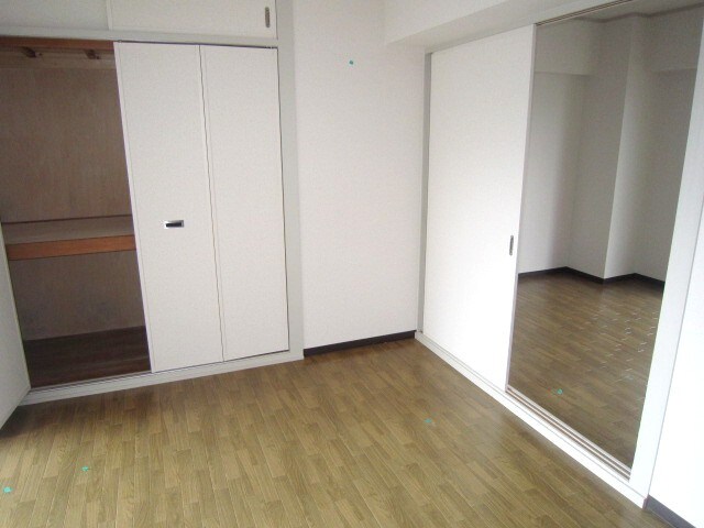 物件内観写真12　(居室)