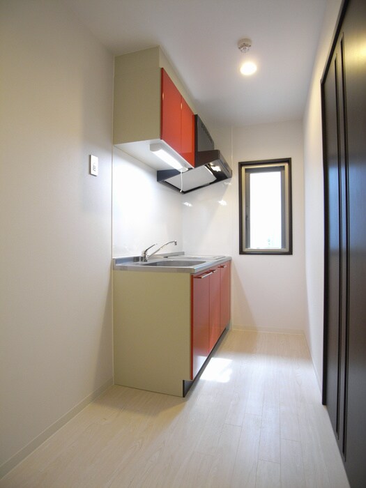 物件内観写真7　(玄関)