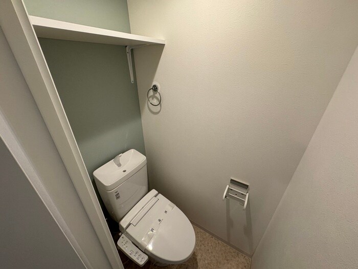 物件内観写真14　(トイレ)