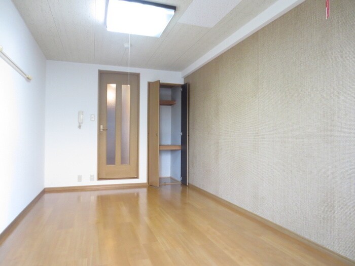 物件内観写真8　(収納)