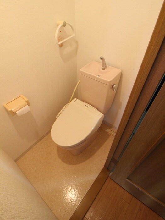 物件内観写真12　(トイレ)