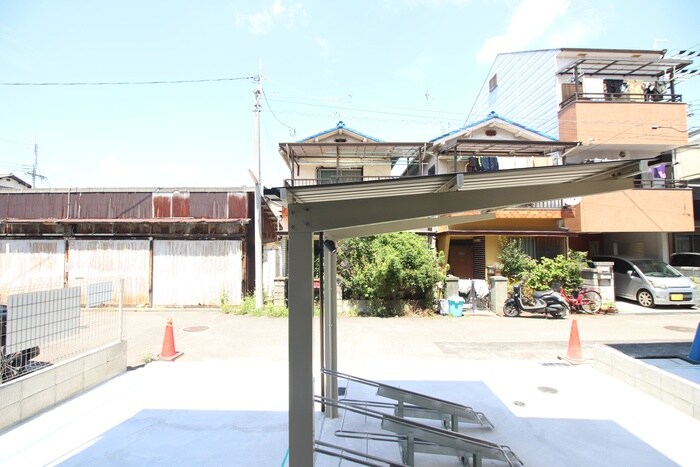 物件内観写真16　(室内からの展望)