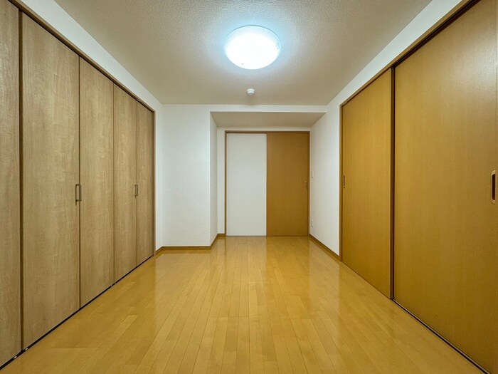 物件内観写真12　(居室)