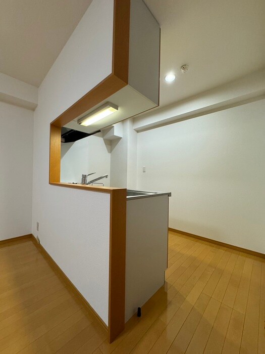 物件内観写真16　(内観写真)