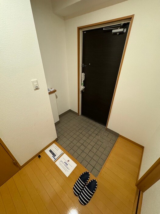物件内観写真21　(玄関)