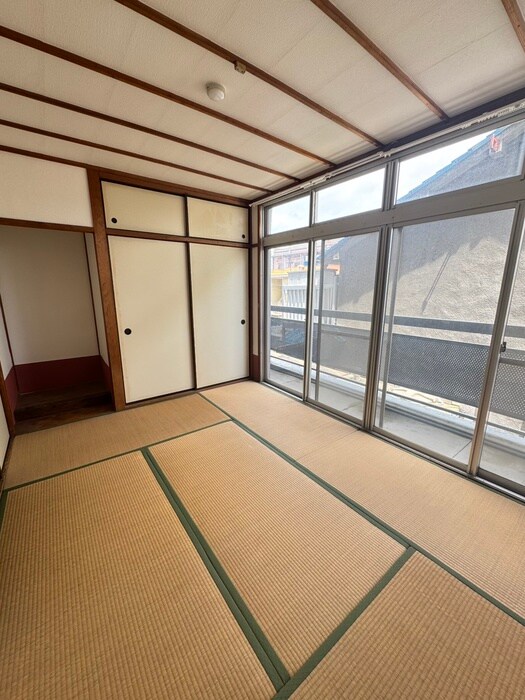 物件内観写真10　(居室)