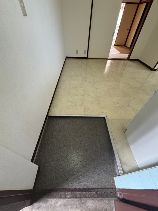 物件内観写真20　(玄関)