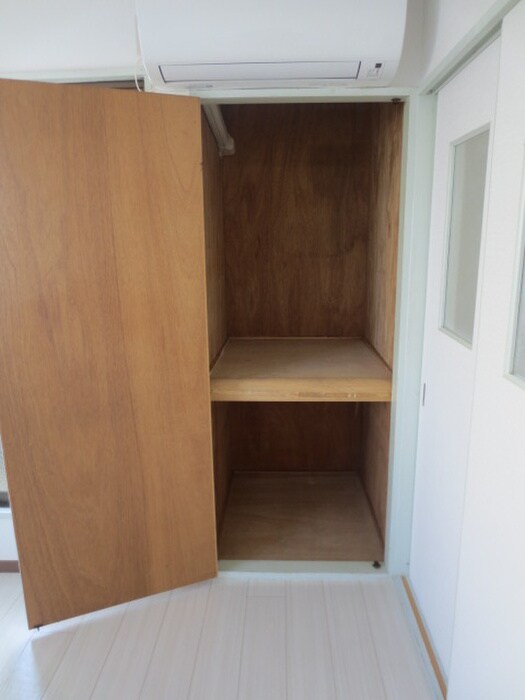物件内観写真18　(収納)