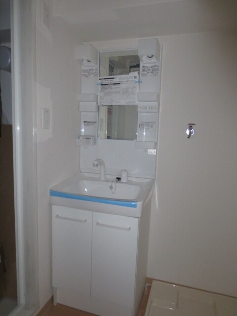 物件内観写真12　(洗面)