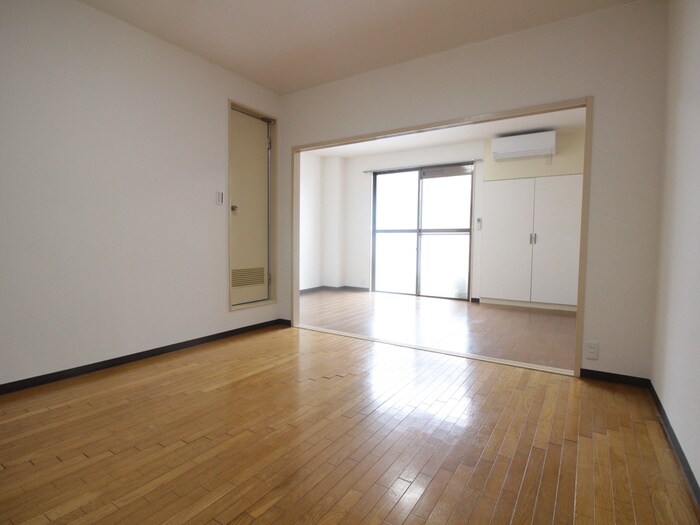 物件内観写真15　(居室)