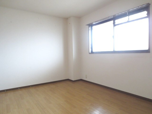 物件内観写真11　(居室)