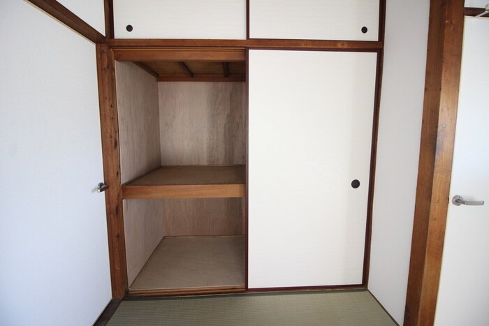 物件内観写真11　(収納)