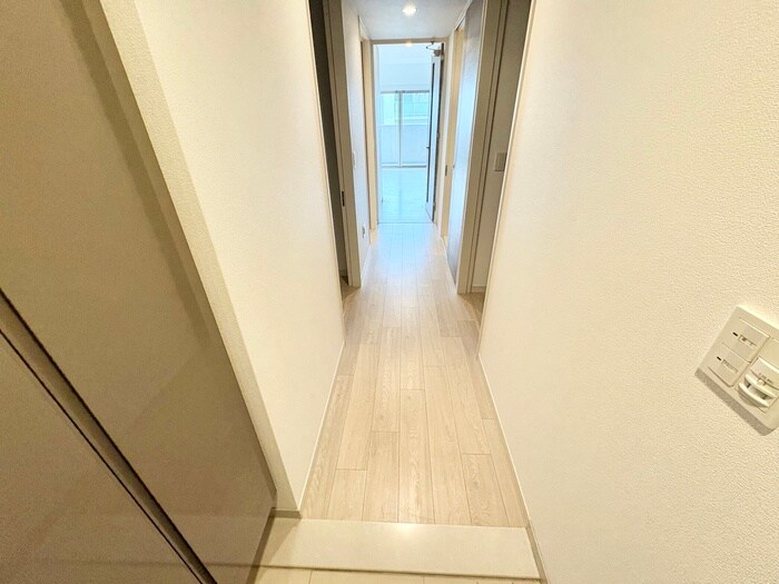 物件内観写真18　(廊下)