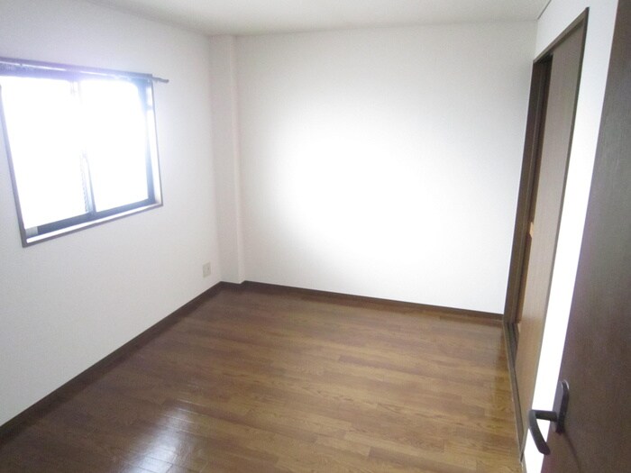 物件内観写真13　(居室)