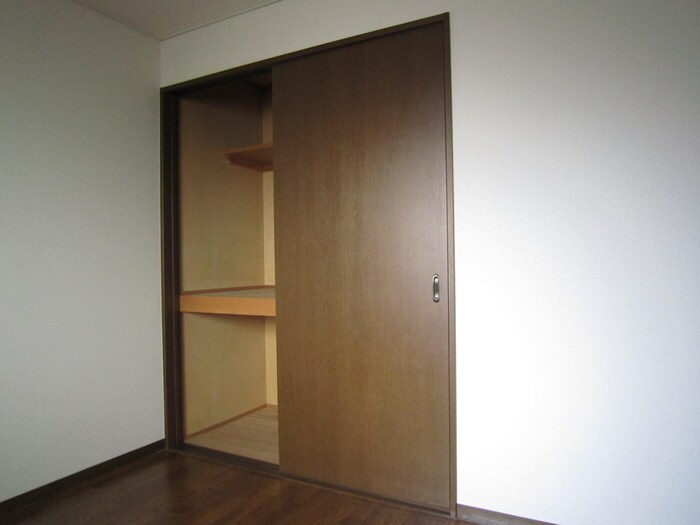 物件内観写真14　(収納)