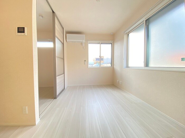 物件内観写真7　(居室)