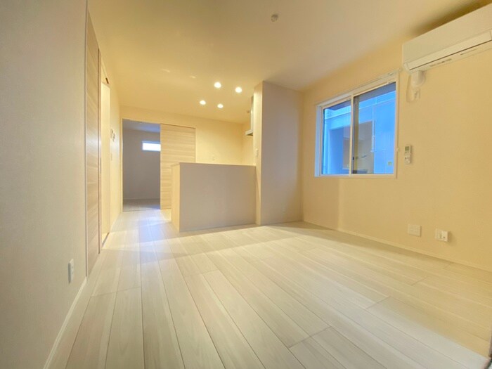 物件内観写真8　(内観写真)