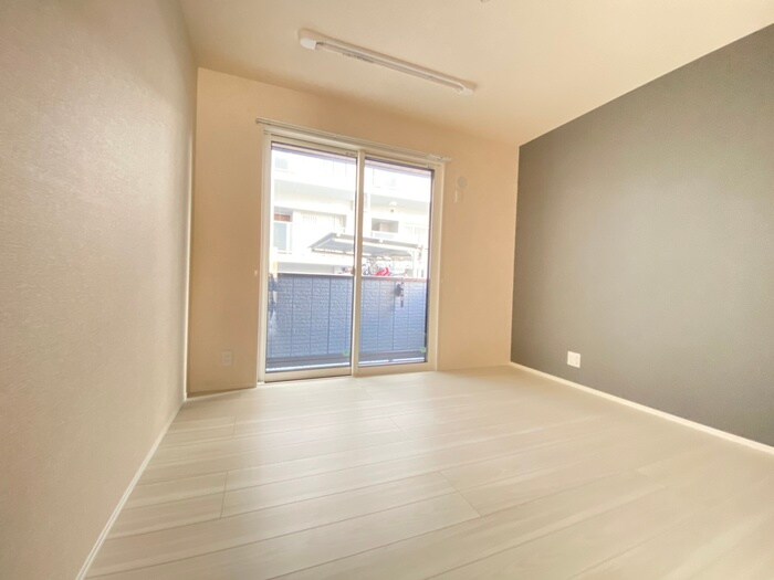 物件内観写真8　(内観写真)