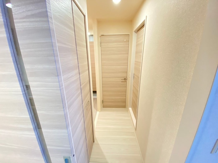 物件内観写真9　(廊下)