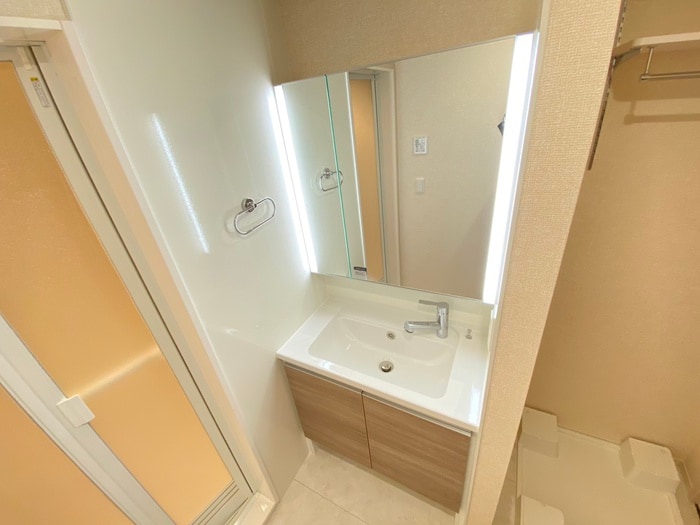 物件内観写真12　(洗面)