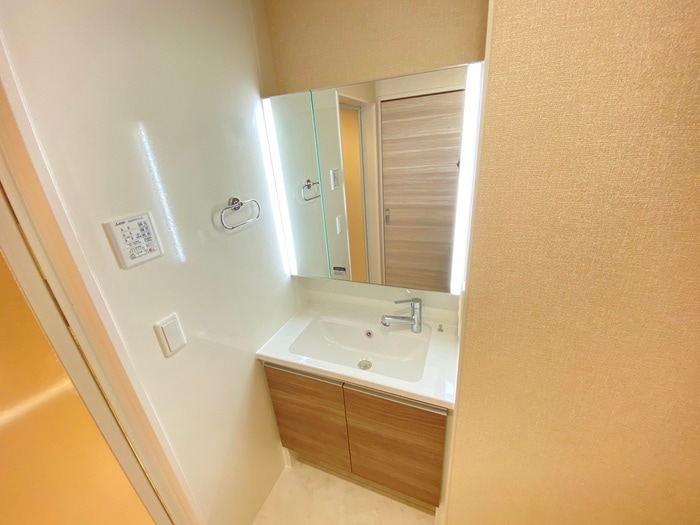 物件内観写真12　(洗面)