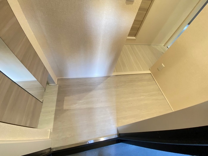 物件内観写真18　(玄関)