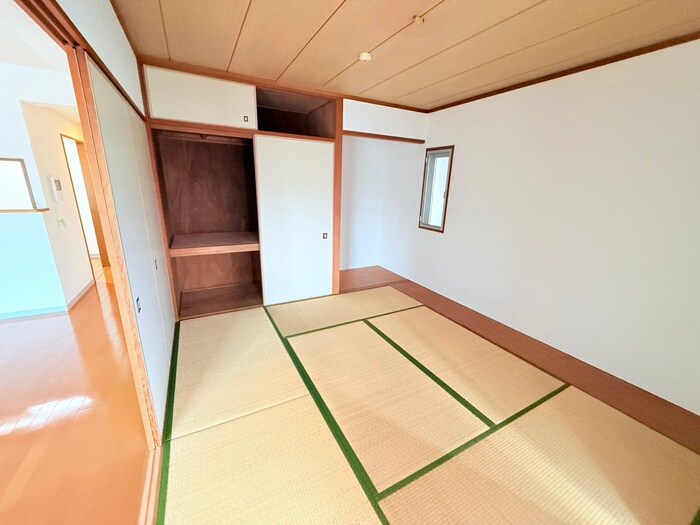 物件内観写真10　(内観写真)