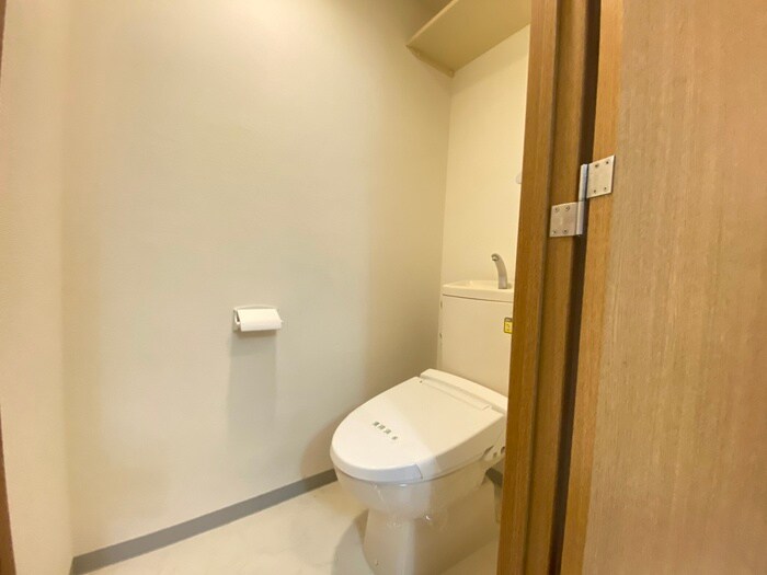 物件内観写真15　(トイレ)