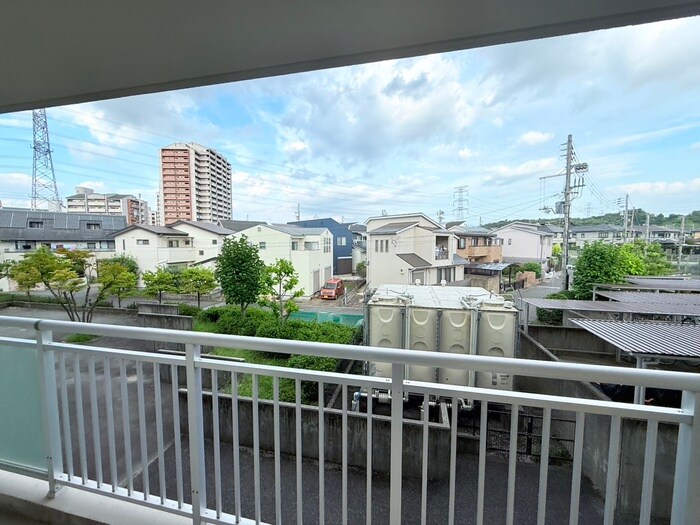 物件内観写真17　(室内からの展望)