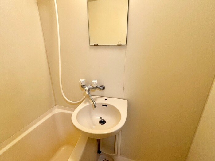 物件内観写真10　(洗面)