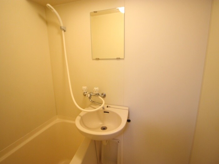 物件内観写真13　(洗面)