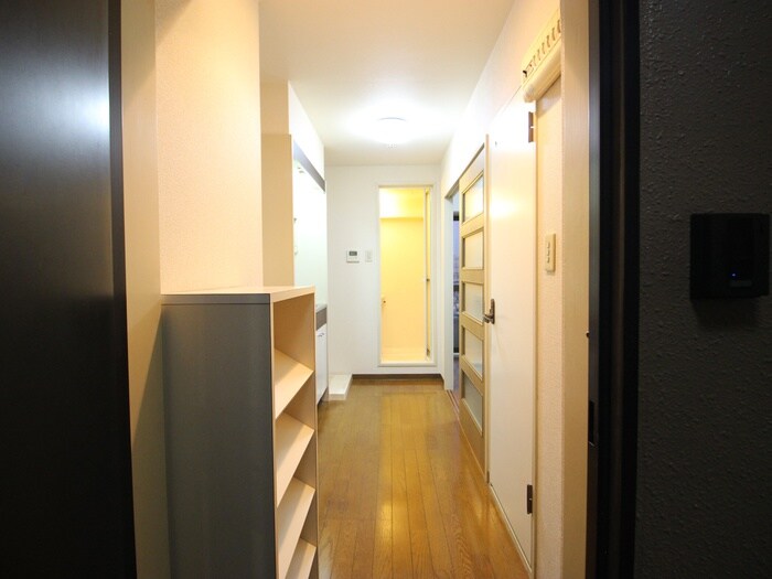 物件内観写真21　(廊下)