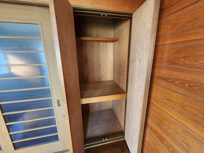 物件内観写真18　(収納)