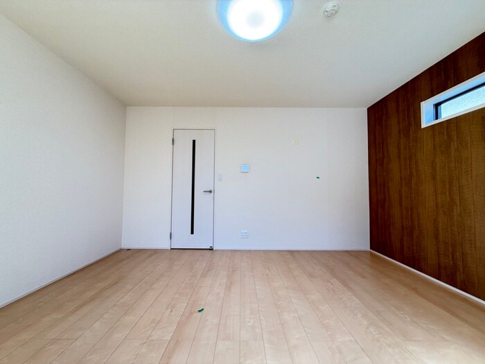 物件内観写真15　(居室)