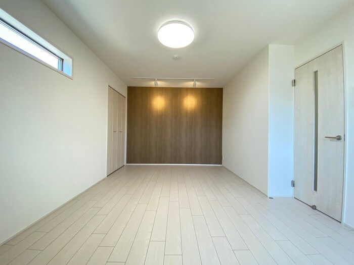 物件内観写真11　(居室)