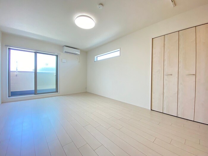 物件内観写真14　(居室)