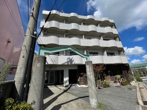 ｽﾁｭ-ﾃﾞﾝﾄ ｳﾞｨﾗ ｳｲﾝｸﾞ外観写真