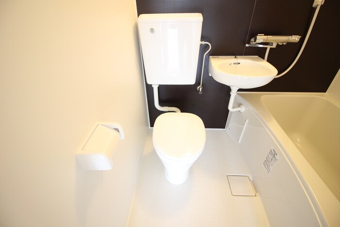 物件内観写真11　(トイレ)