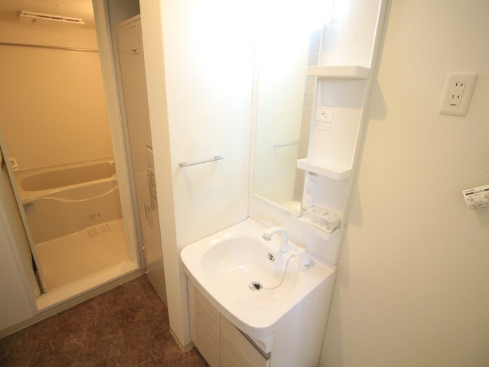 物件内観写真10　(洗面)