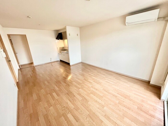 物件内観写真5　(居室)