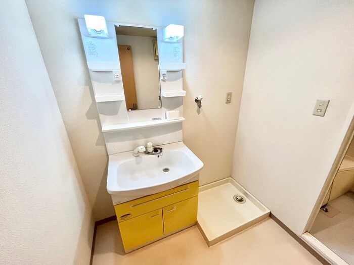 物件内観写真11　(洗面)