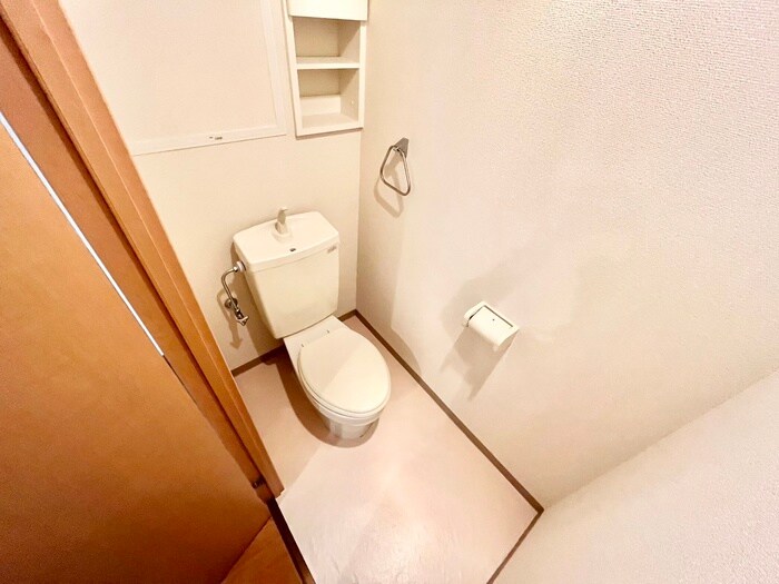 物件内観写真12　(トイレ)